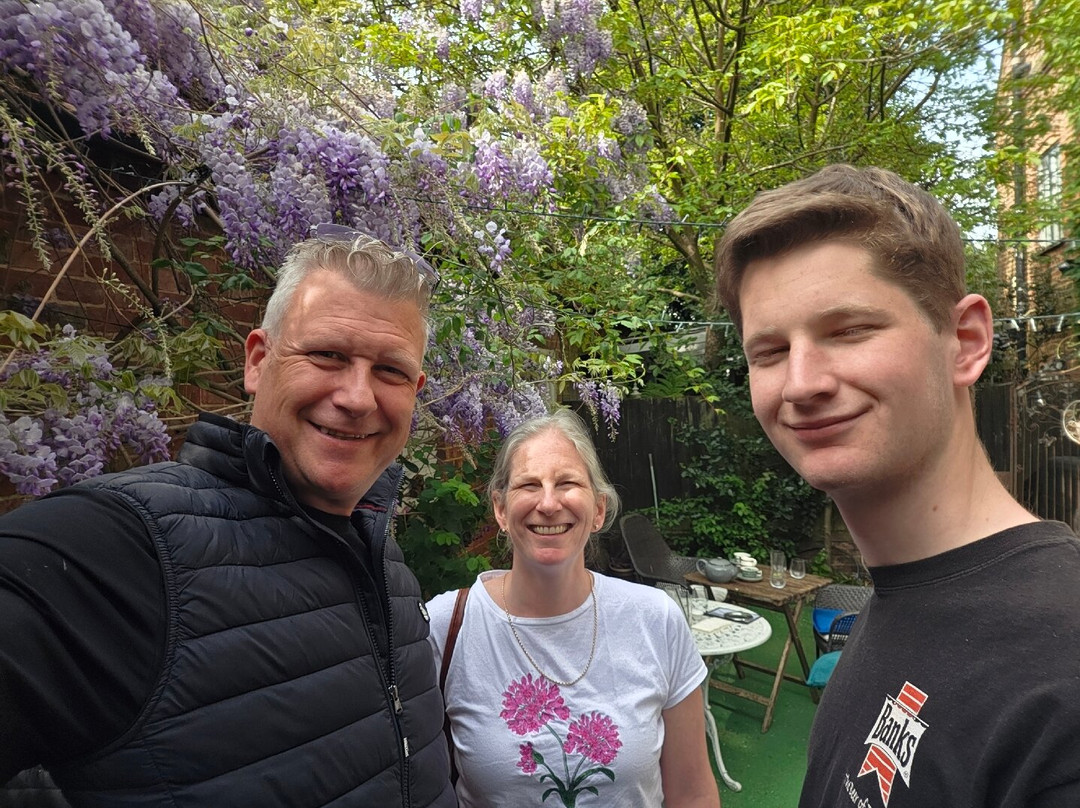 Lambdens of Woburn Café & Bistro