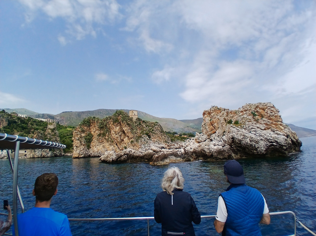 Raggio di Sole Tour-戈尔福海堡必去景点