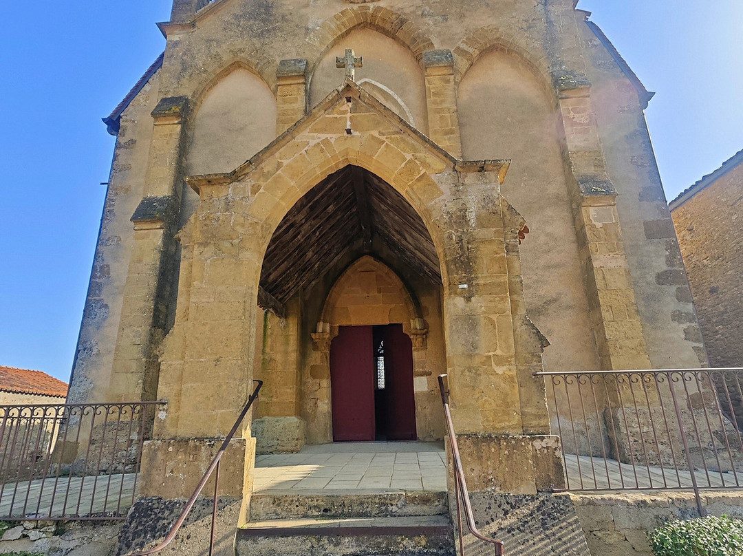 Eglise Saint-Laurent (de la Salle)-Fontenay-le-Comte必去景点