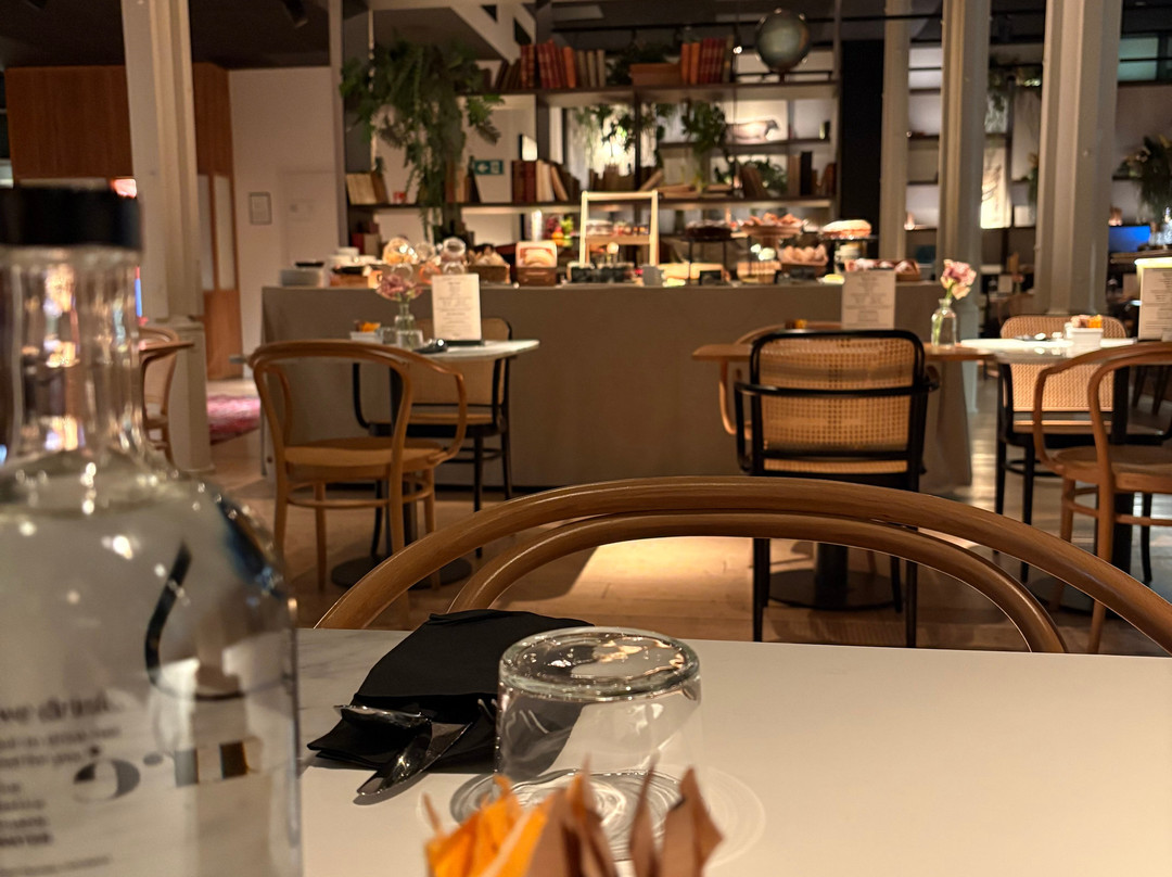 约尔班帕萨基水疗酒店主图