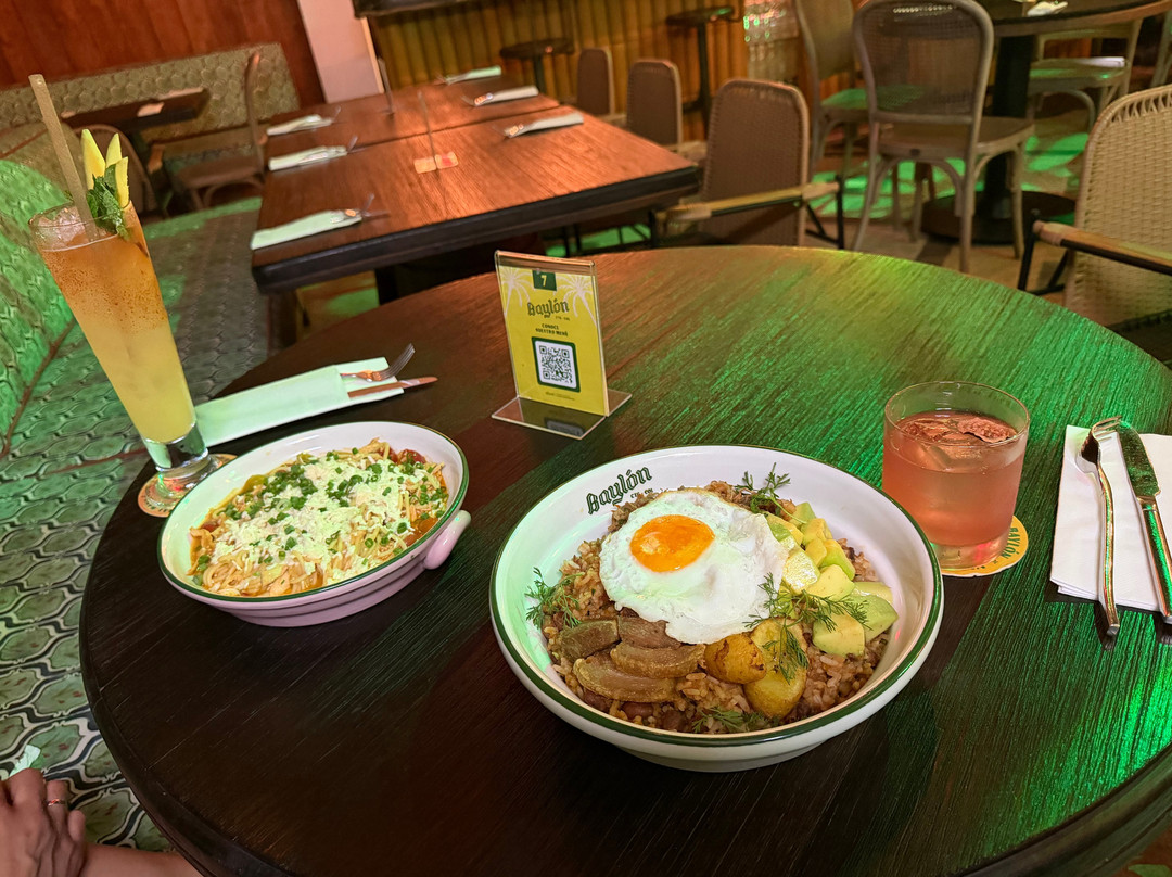 San Pascual Baylón - Cocina Colombiana