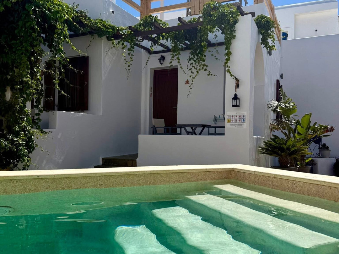 Christina Hotel, Adults Only, Heated Salt Water Pool主图