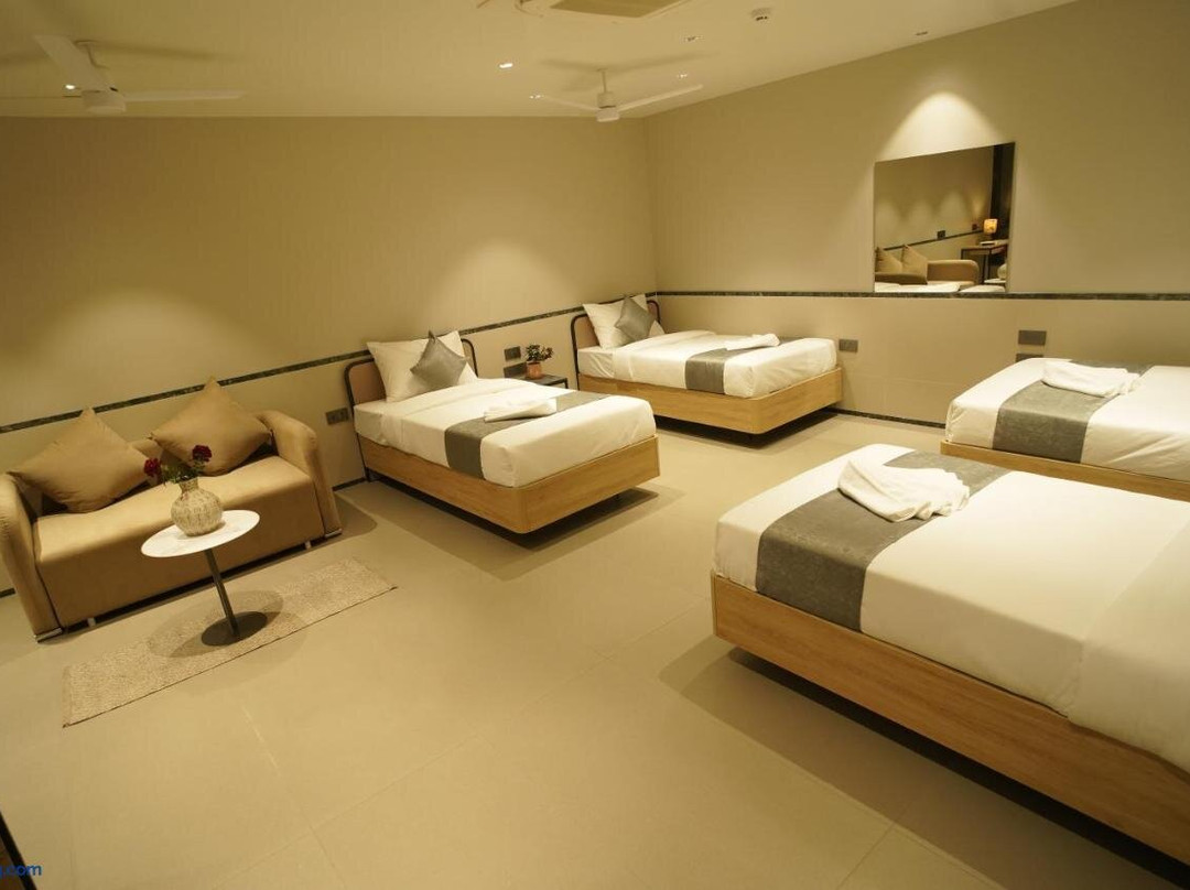 Hotel Sanket Elite