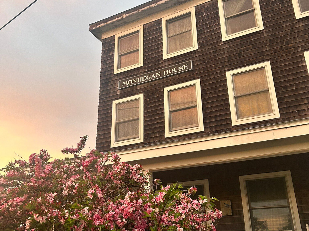 The Monhegan House主图
