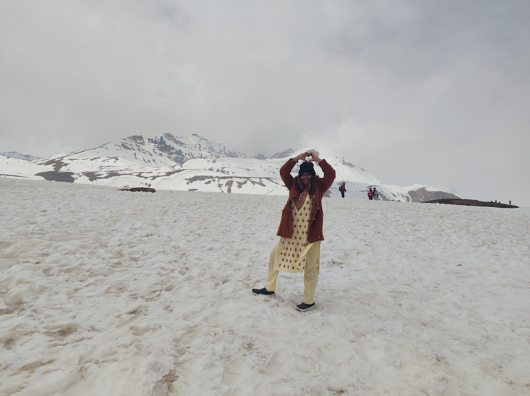 My Himachal Travel - MHT CABS-昌迪加必去景点
