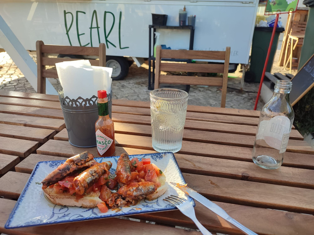 Pearl Food Trailer