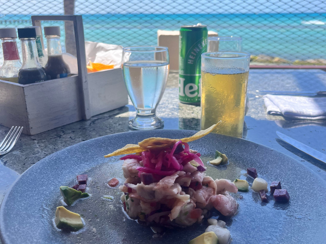 大美洲庆典珊瑚海滩酒店主图