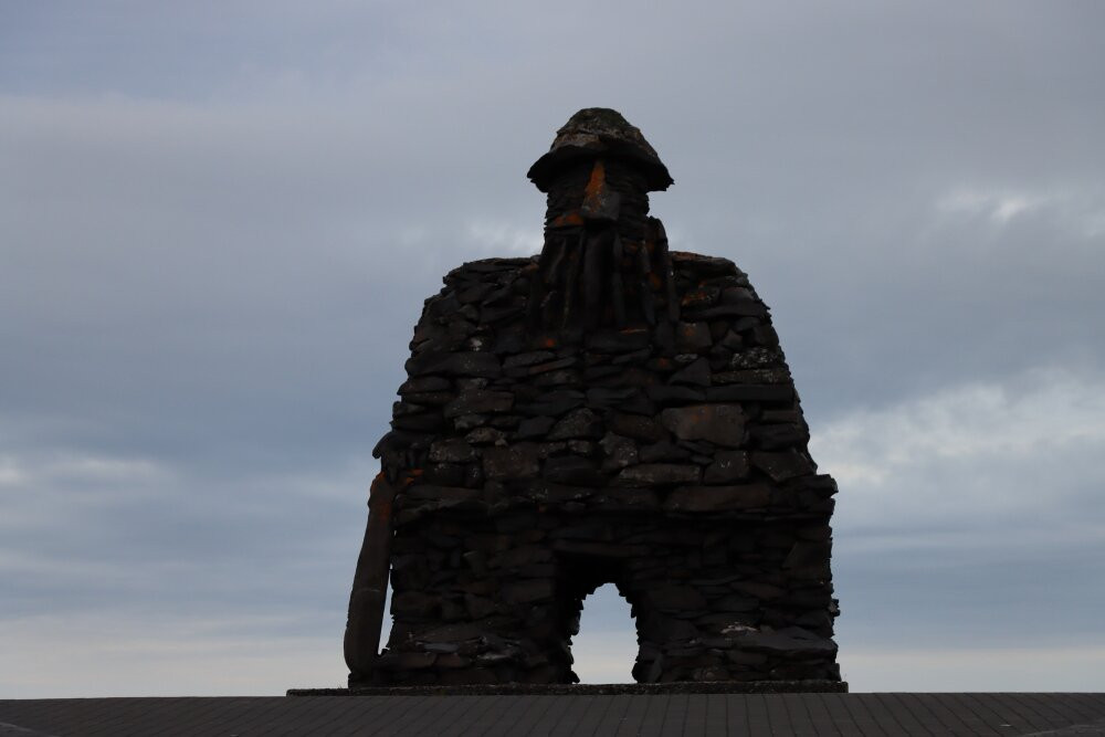 Bárður Snæfellsás Statue-Arnarstapi必去景点