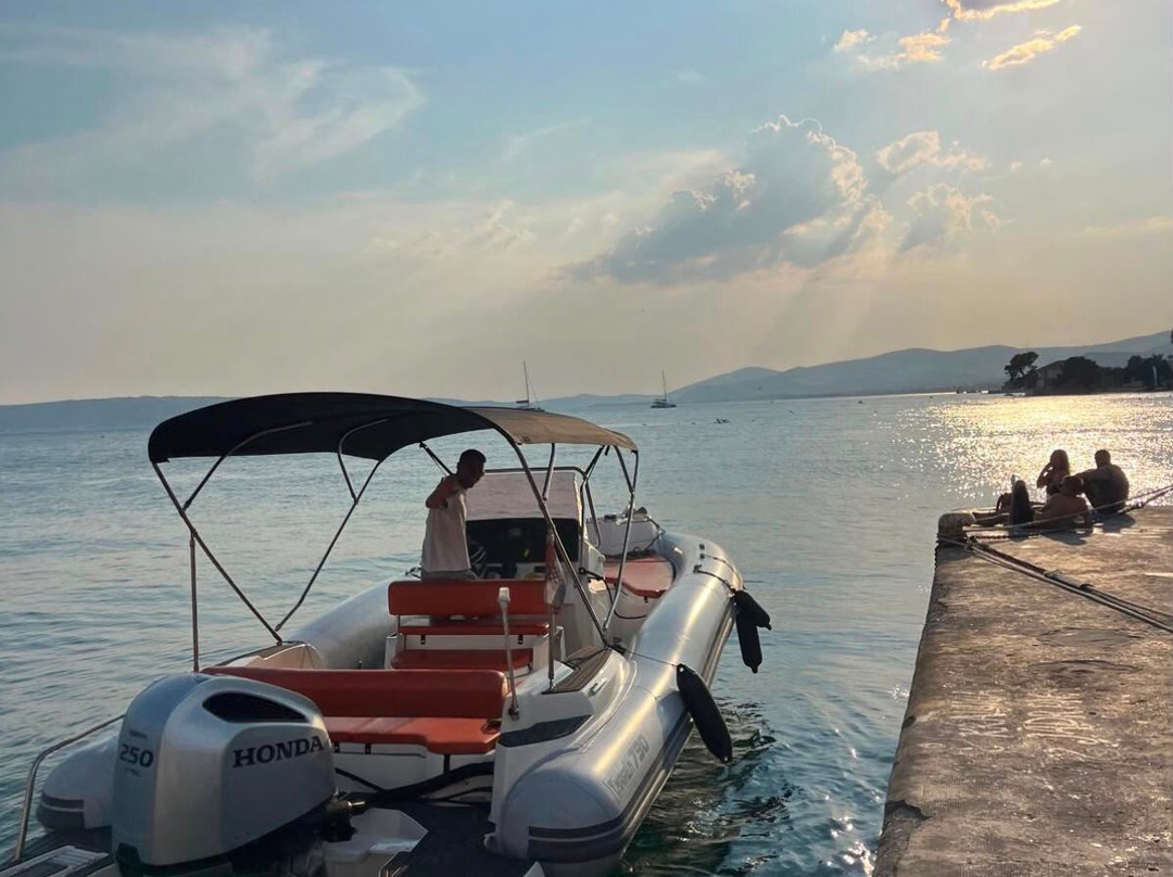 Kaštela Boat Tours-Kastel Kambelovac必去景点
