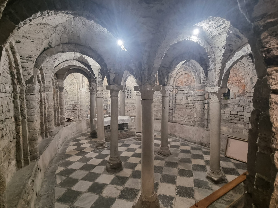 Chiesa di Santo Stefano e Battistero-伦诺必去景点