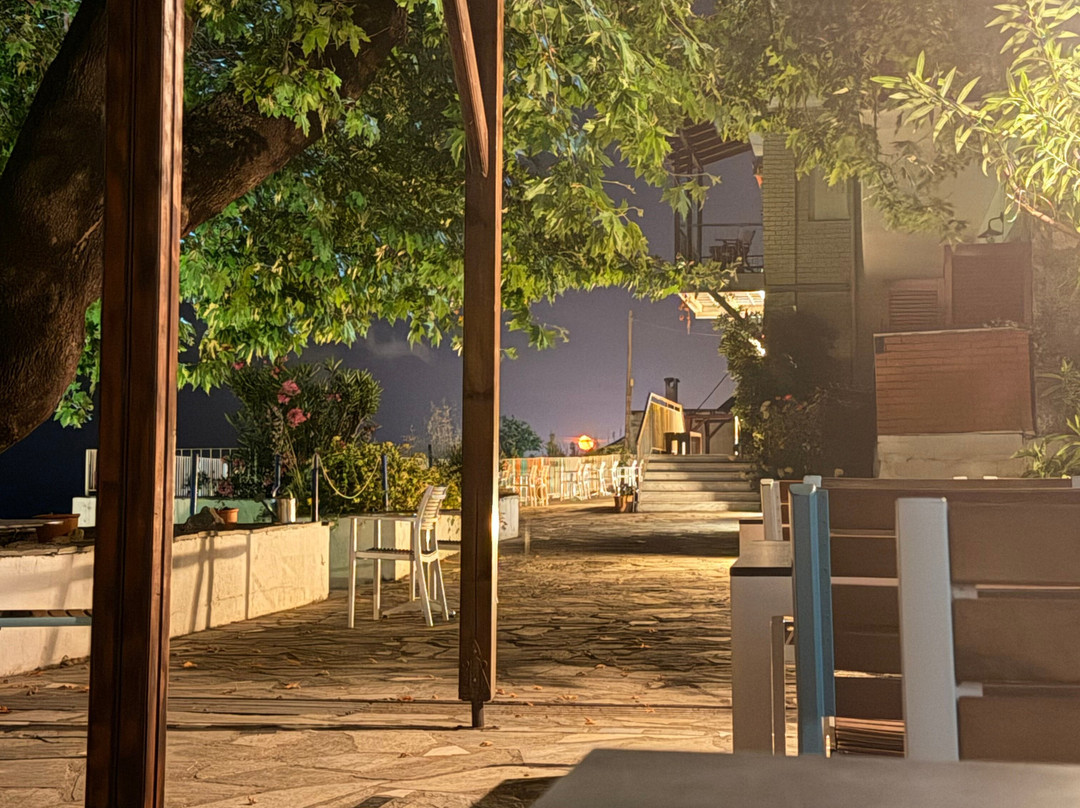 奥林波斯酒店主图