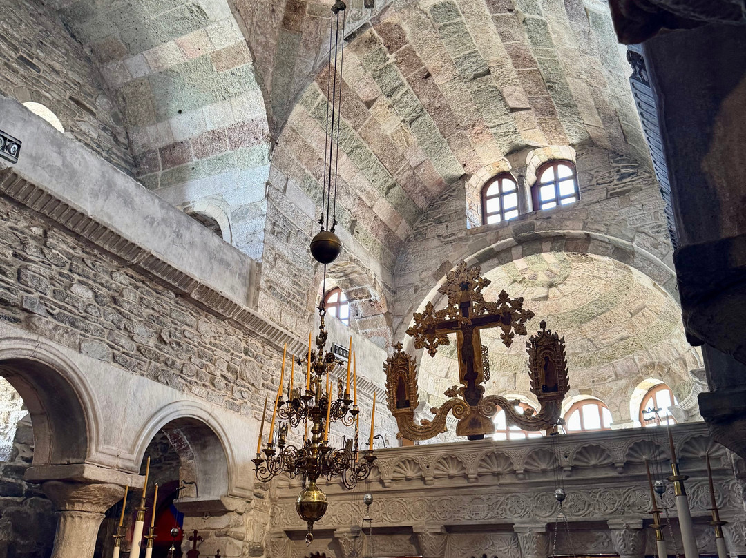 Panagia Ekatondapiliani-帕罗奇亚必去景点