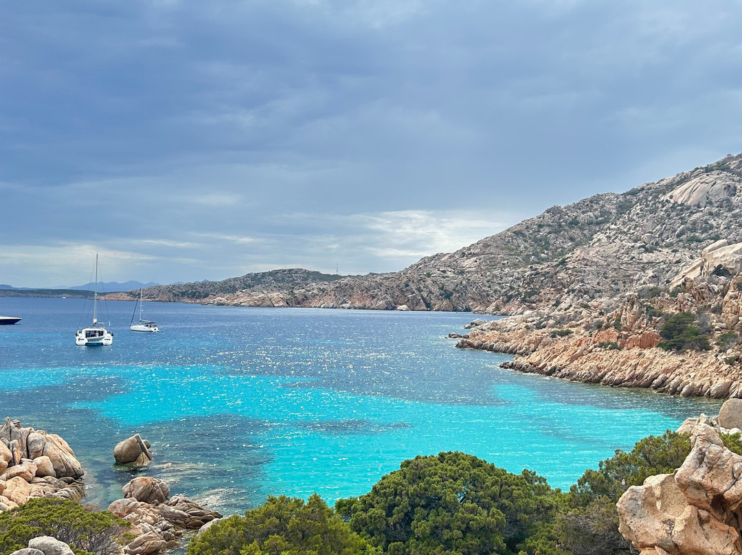 Spiaggia di Cala Coticcio-拉马达莱娜必去景点