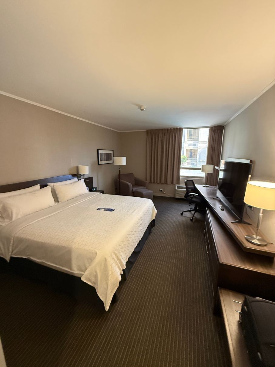 Holiday Inn Express 伊基克-旅行者