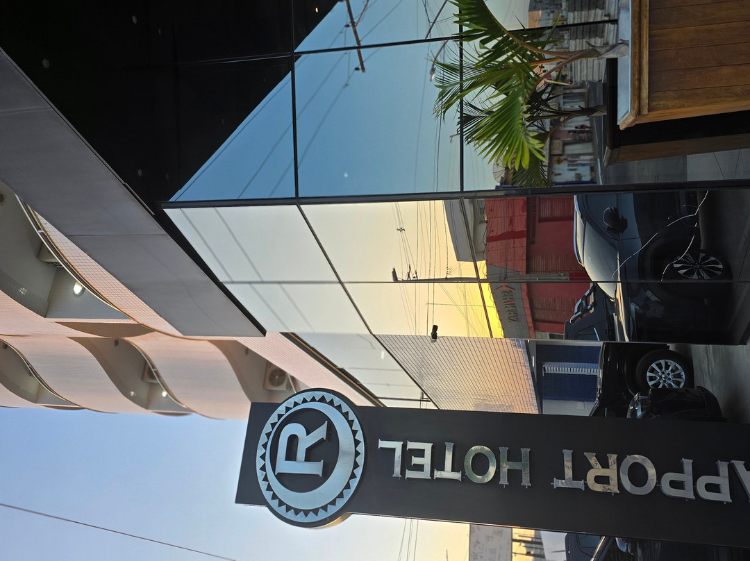 拉波特酒店主图