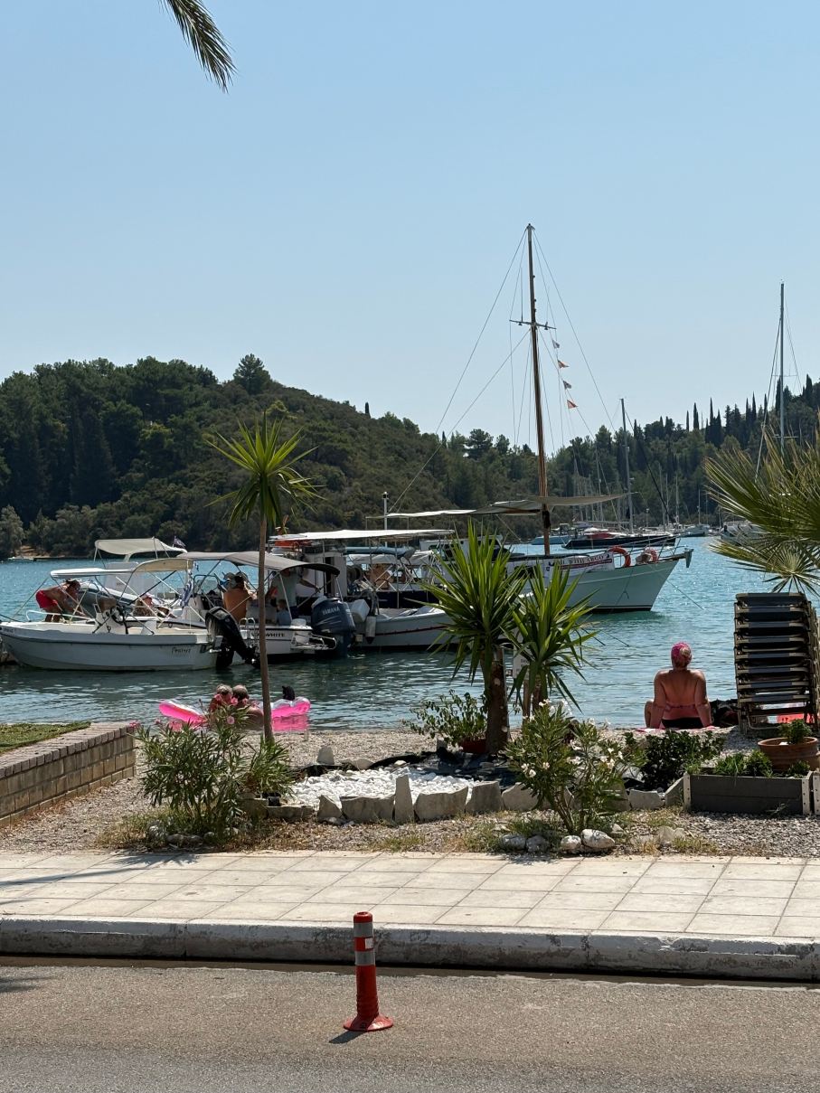 Yannis Hotel-旅行者