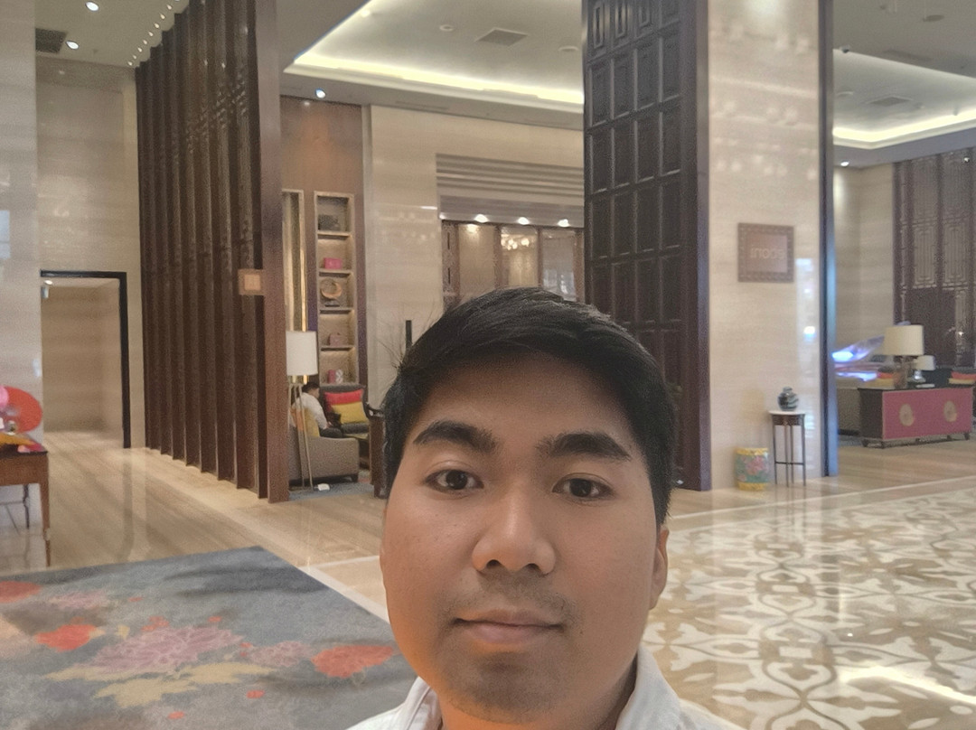 三宝垄特雷姆酒店主图