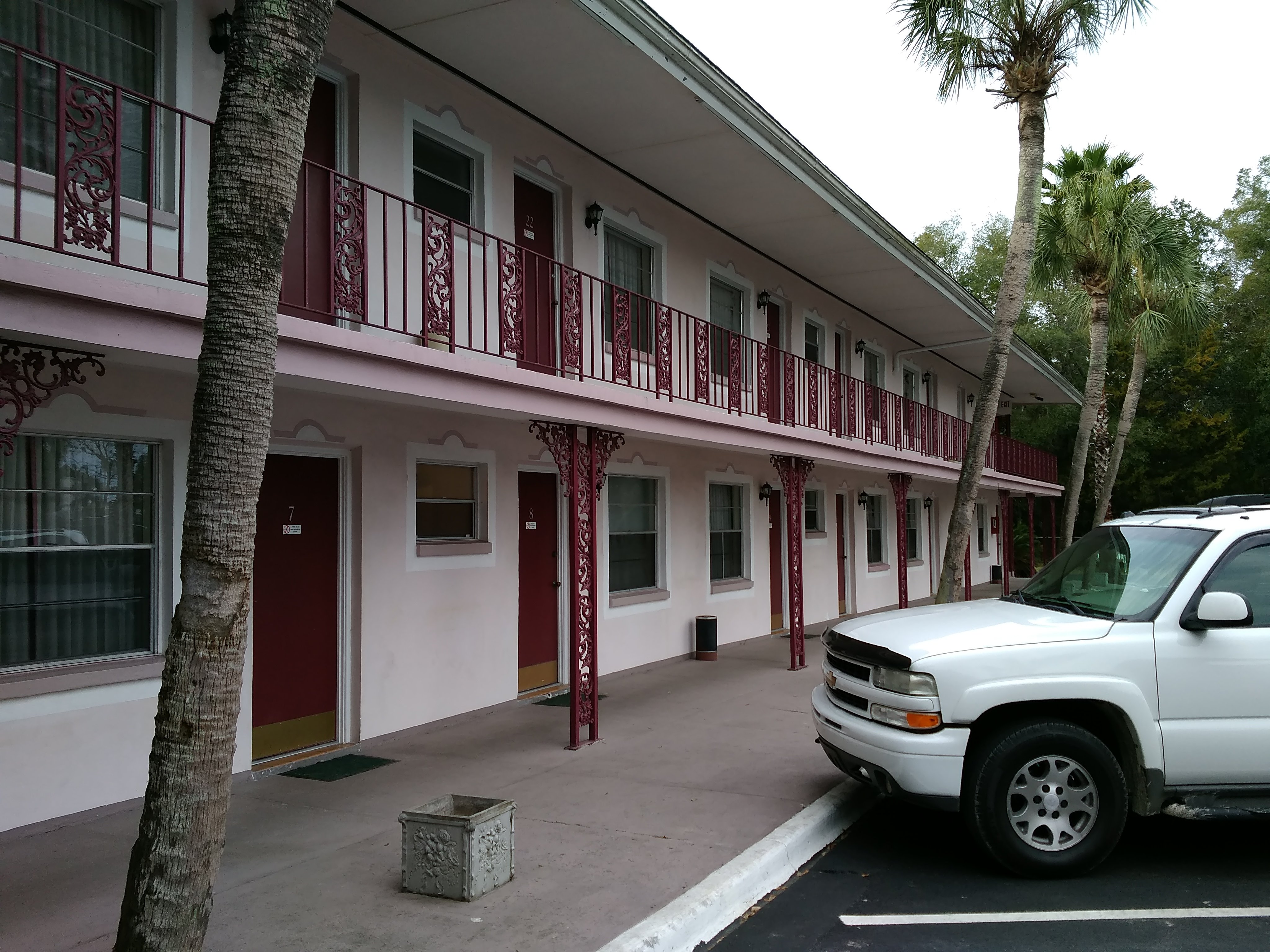 Carriage Inn Motel-官方
