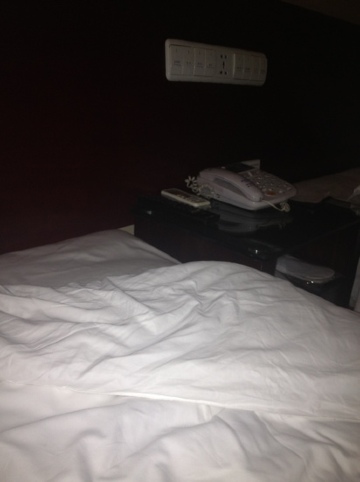 外滩商务酒店 -客卧