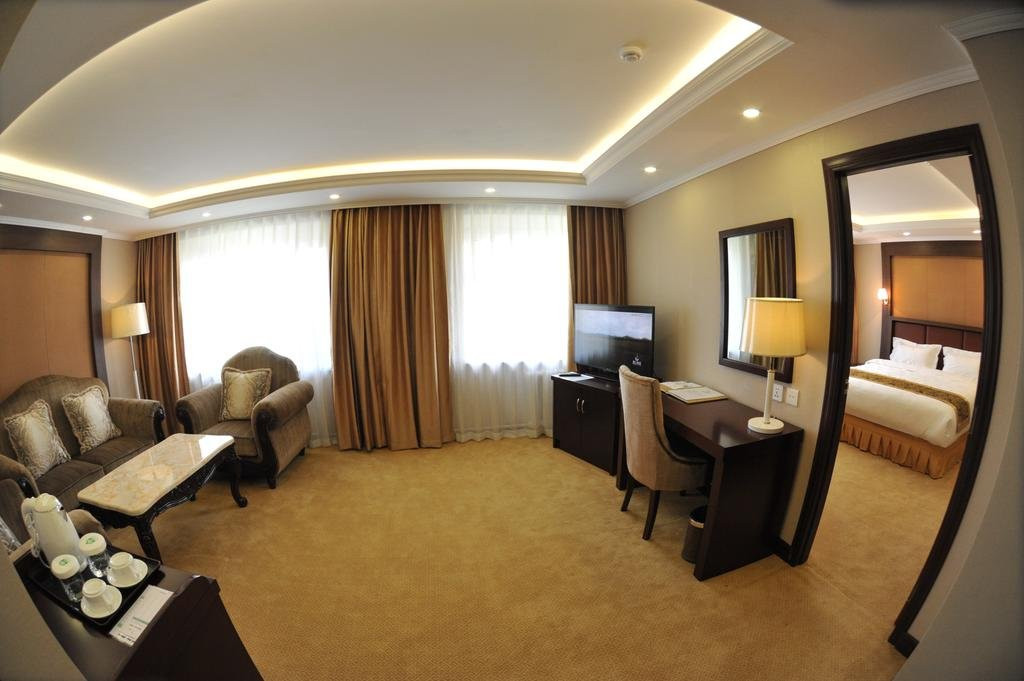 Flower Hotel
