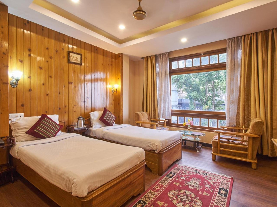 Garden Reach Hotel