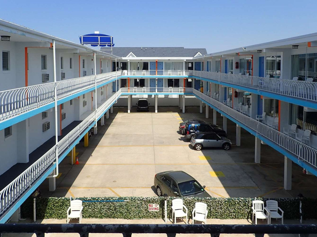 Hotel Cabana Oceanfront/Boardwalk