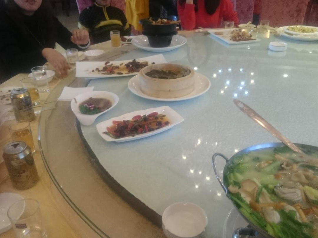 浪琴屿酒店主图