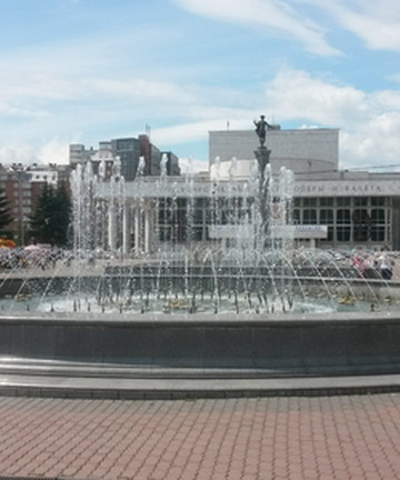 350-Year Anniversary Square景点门票图片