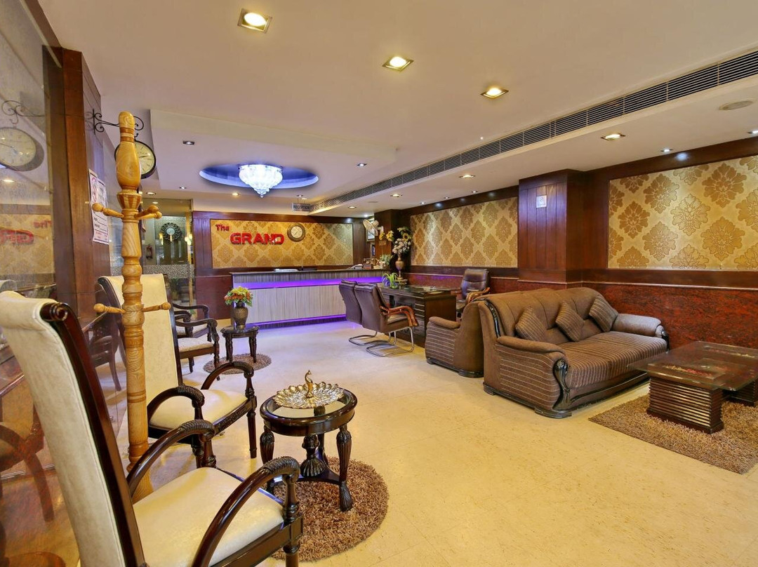 The Grand Hotel主图