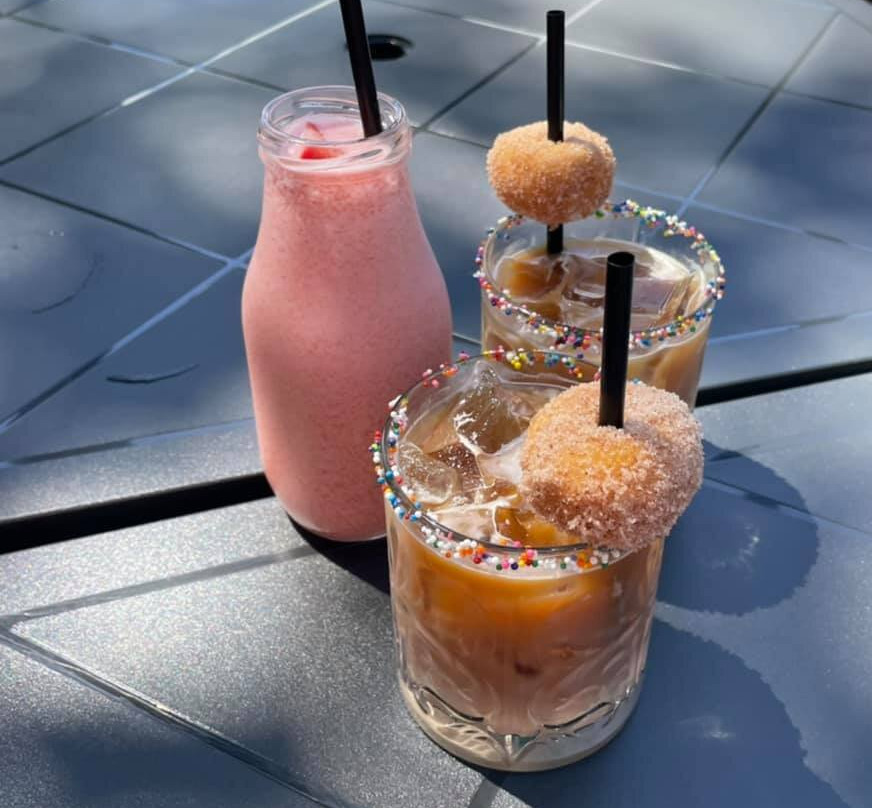 Cheers Cowichan Tours景点图片