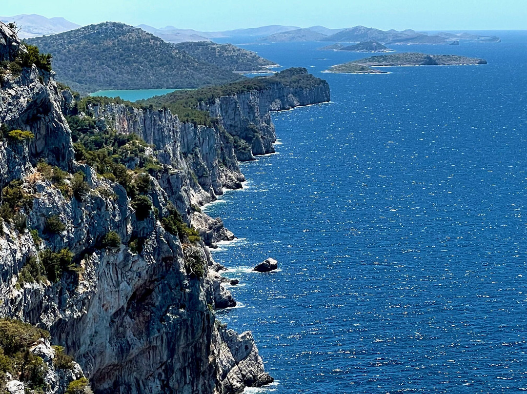 Cliffs of Dugi Otok景点图片