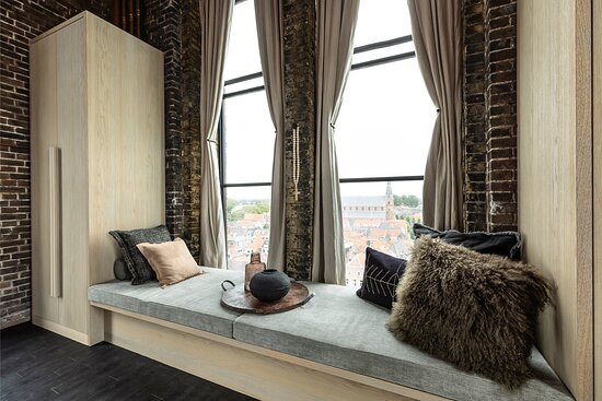 The Clock Tower主图