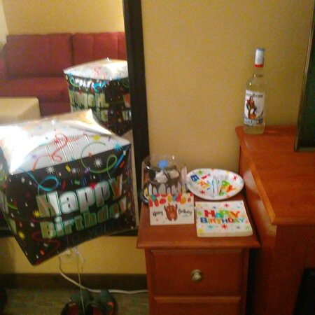 Hampton Inn Pittsburgh-Airport主图