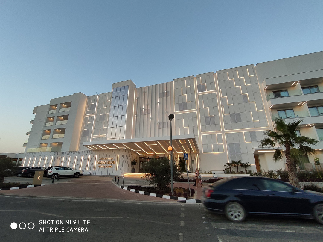 大西洋水蓝色酒店主图