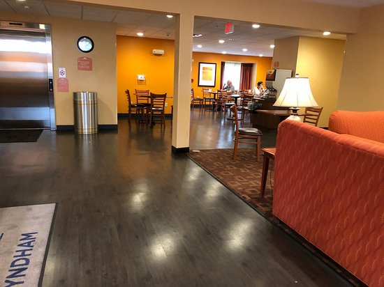 Sandstone Hollow Inn主图