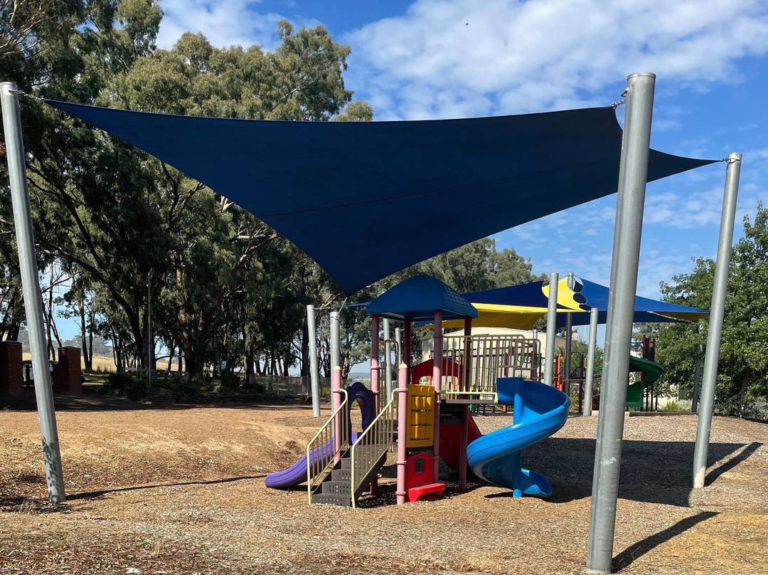 Strath Creek Pioneer Reserve Playground景点图片