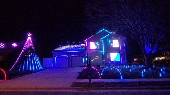 Mussers Christmas Light Show-New Castle必去景点