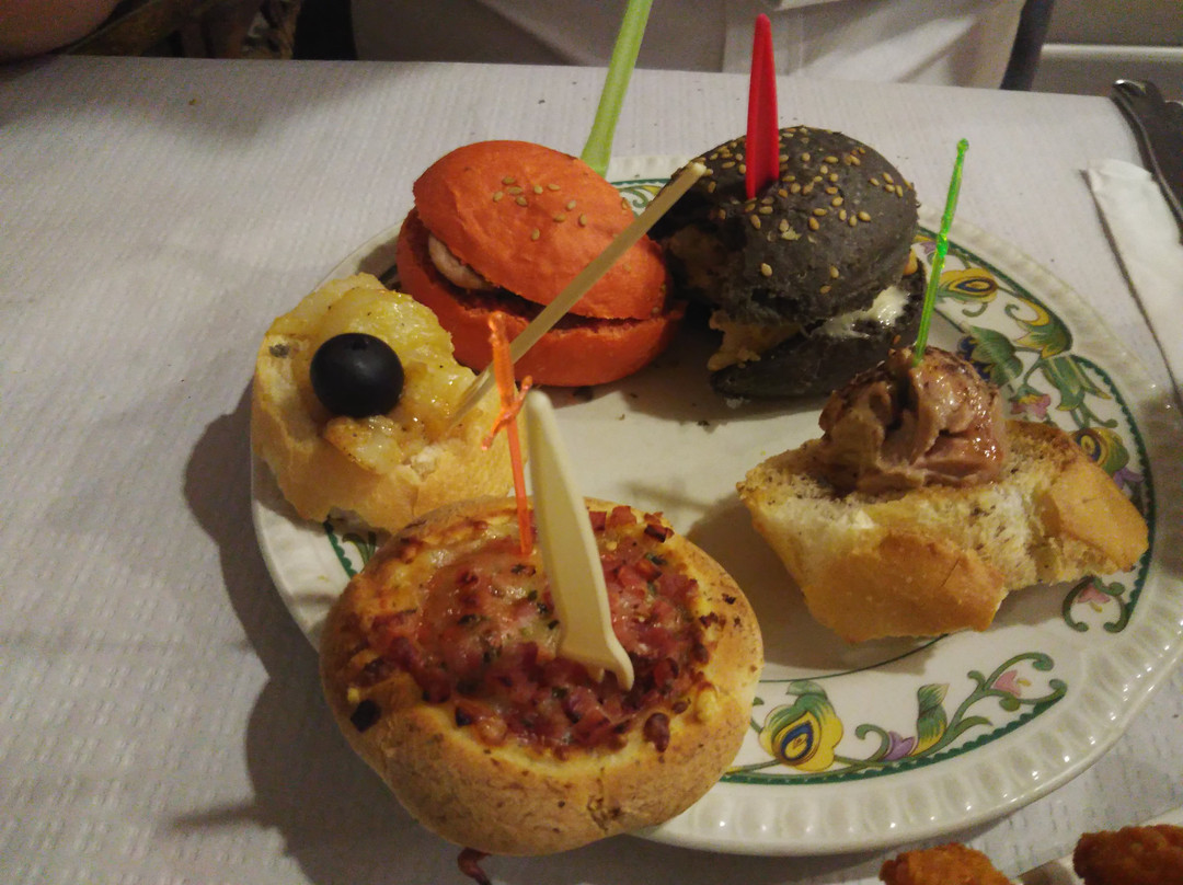 Bellvis餐馆和美食-Restaurant Cal Boria