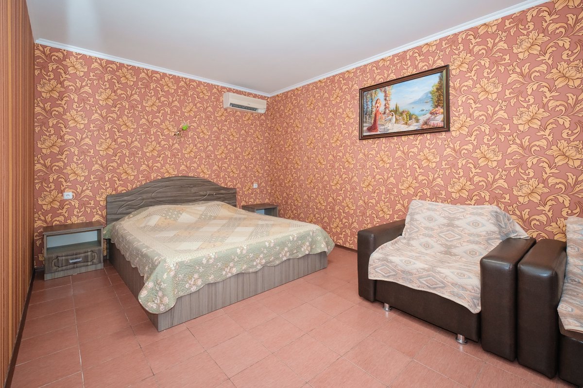 Delfina  Family Hotel-官方