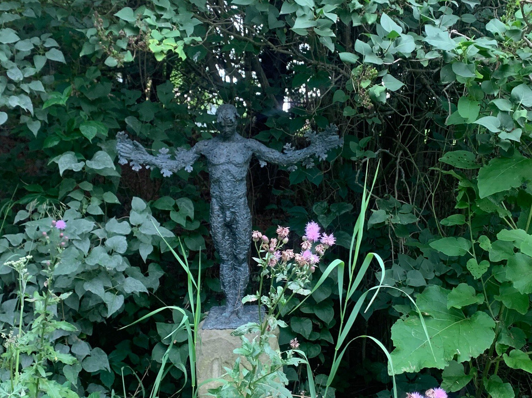Oaken Transformations Sculpture & Poetry Walk景点图片