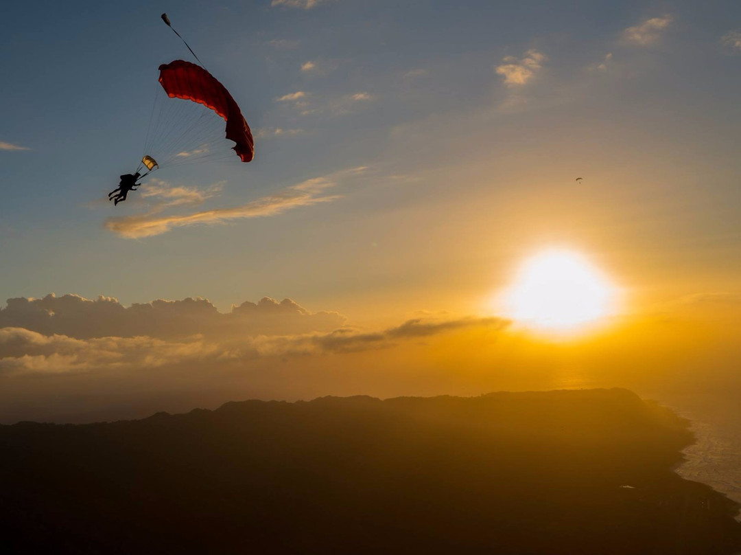 Oahu Parachute Center-瓦亚禄必去景点