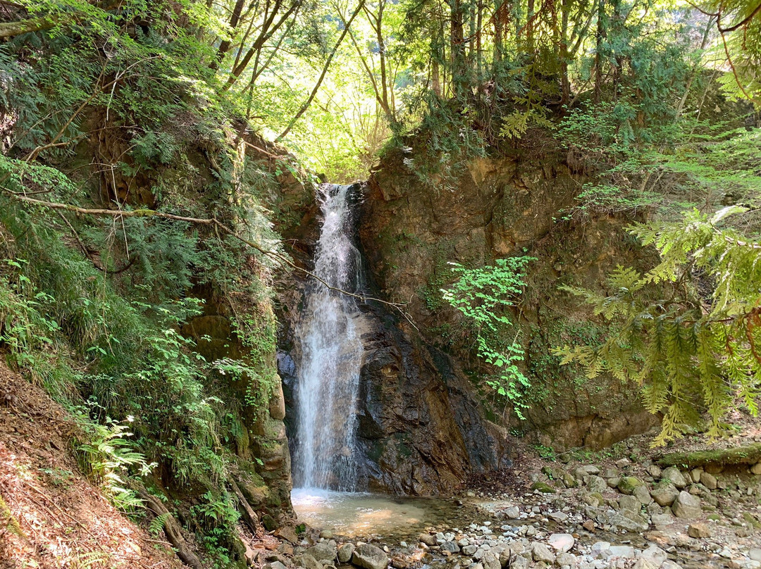 Odaki-Medaki Waterfalls景点图片