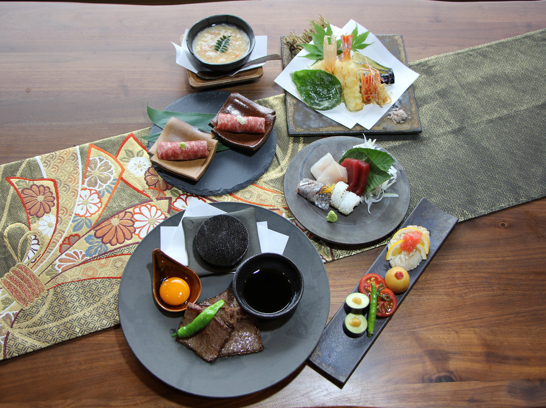 那须乌山市餐馆和美食-Kayabuki Kappo En
