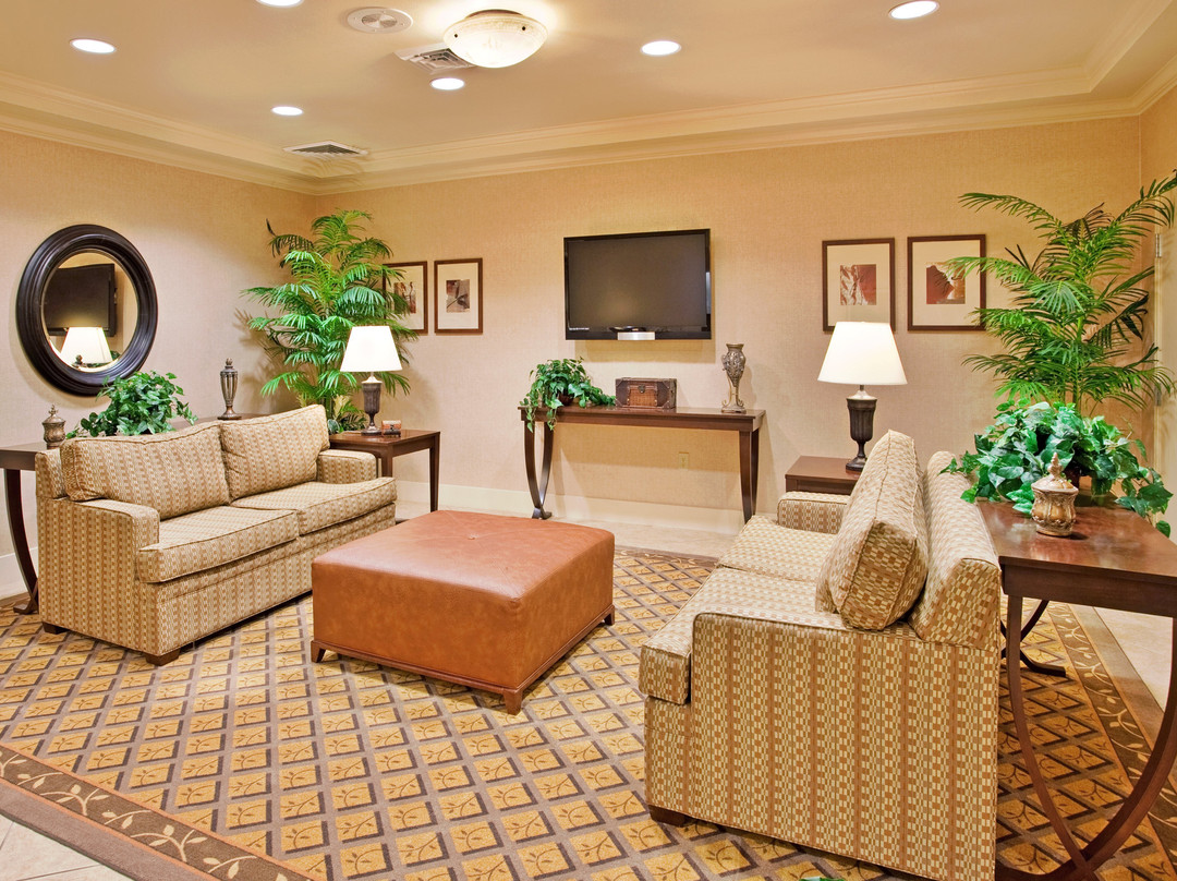 Candlewood Suites Springfield-Medical District by IHG主图