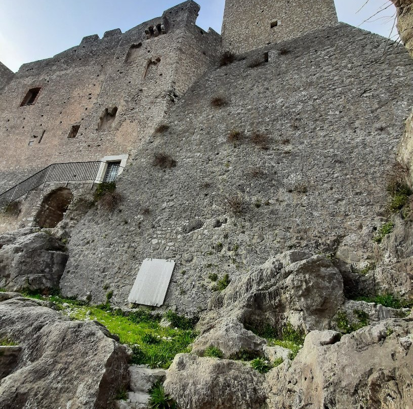 Castello Medioevale di Itri景点图片