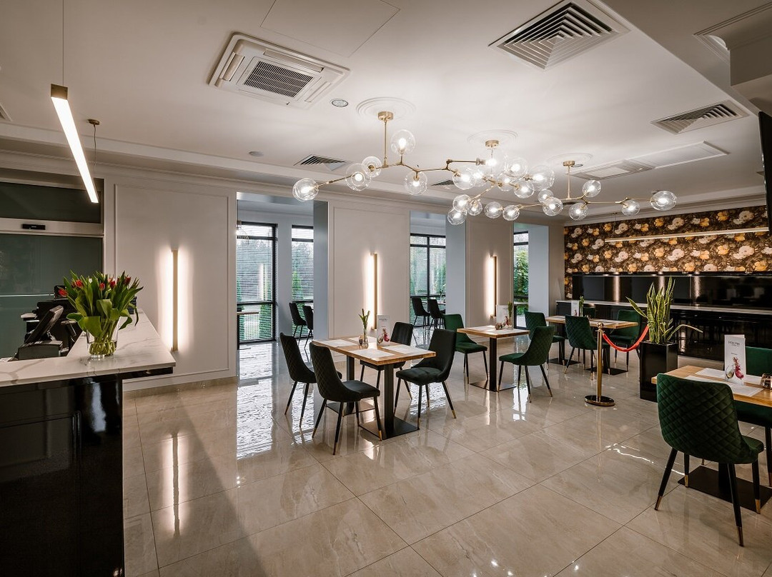 Hotel Polonia Biała Podlaska主图