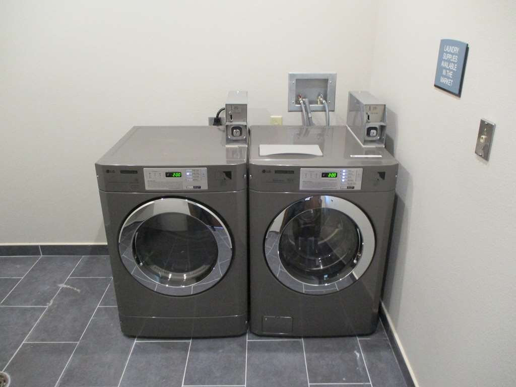 La Quinta Inn & Suites by Wyndham Jackson/Cape Girardeau主图