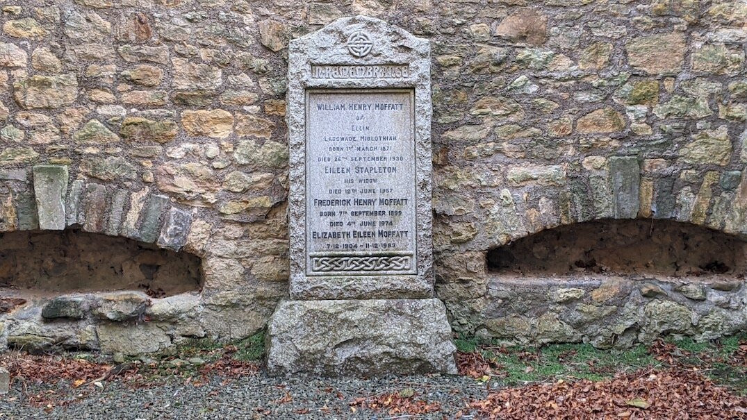 Lasswade Old Kirk & Graveyard
