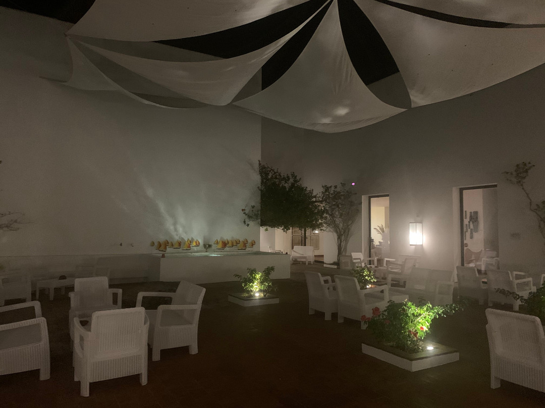 埃考克－埃武拉套房Spa酒店主图