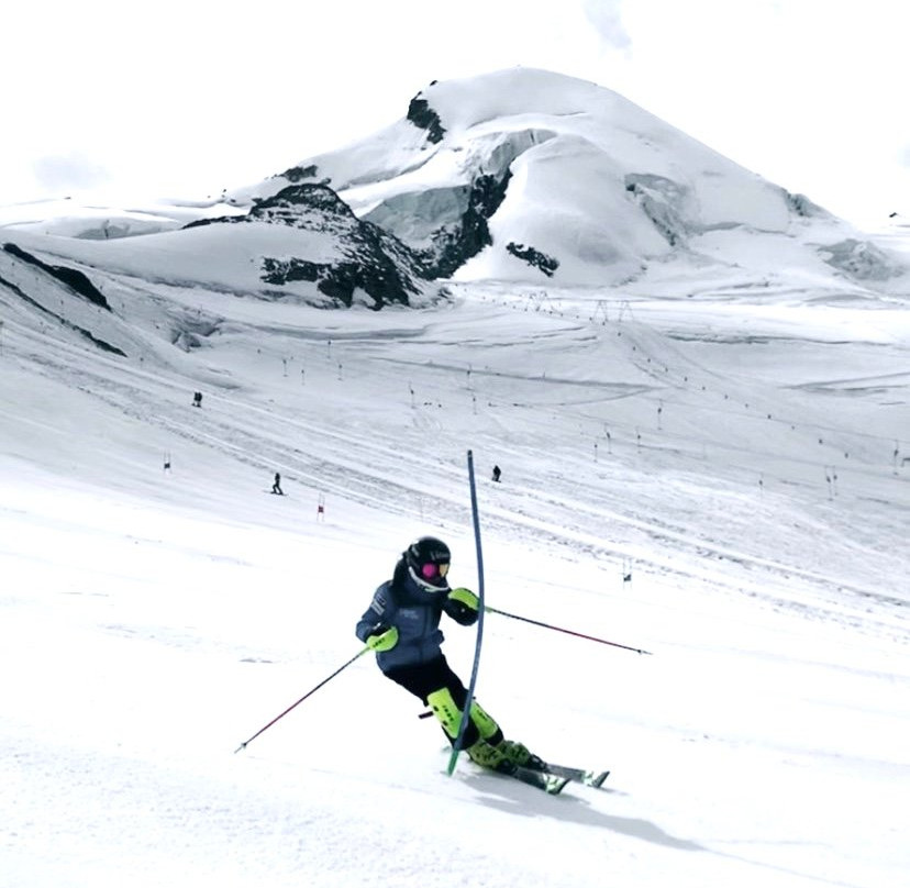 Swiss Ski School Saas Fee-萨斯费必去景点